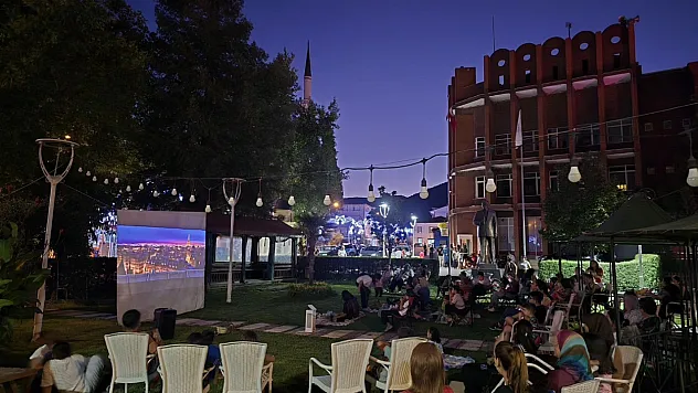 Bayırköy'de Açık Hava Sinema Geceleri Devam Ediyor