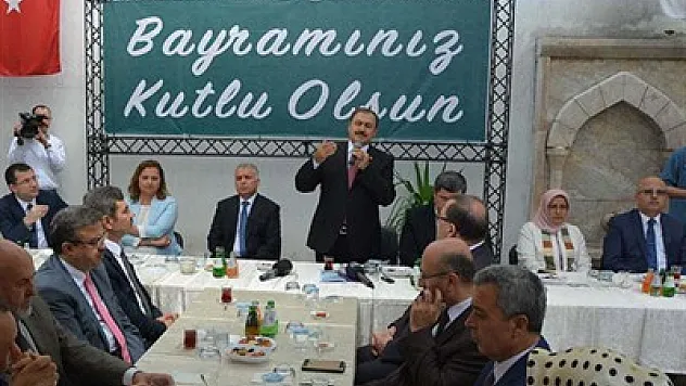 Bayramlaşma töreni Taş Medrese’de – Kocatepe Gazetesi