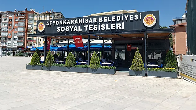 Belediye'de Yasaklı Vatandaşa AK Parti Sahip Çıktı