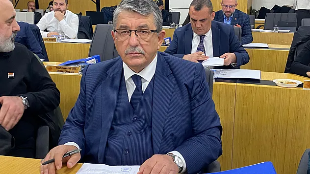 Belediye Meclisi'nde 'Hangi Ulus?' Sözleri, 'Allah Bin Belasını Versin' Tepkisiyle Yanıtlandı