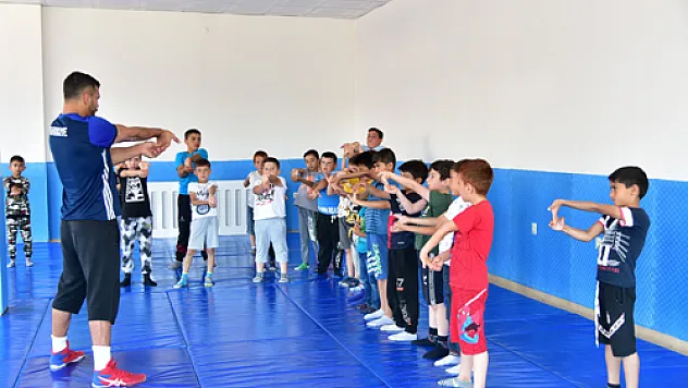 Belediye’den çocuklara cimnastik kursu