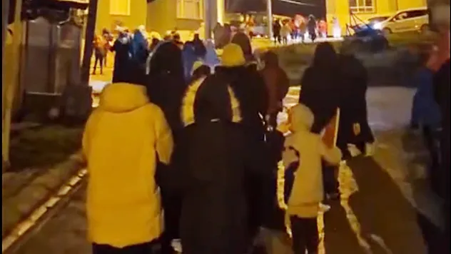 Beyyazı'da Çocuklar Fenerlerle Sokağa Çıktı!