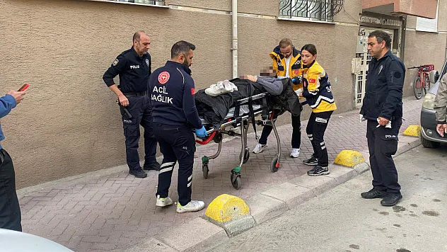 Bıçakla Yaralanıp 112'yi Arayan Şahıs: 'Benim İçin Zahmet Etmeyin'