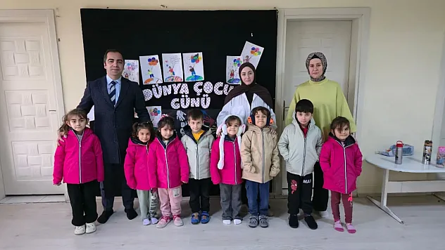 Bilecik'te Bir Hayırseverin Mont Desteği Öğrencileri Sevindirdi
