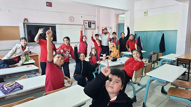 Bilecik'te Gençler Manevi Değerlerle Buluşuyor