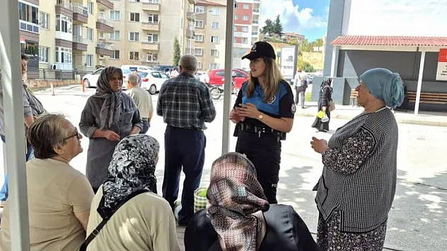Bilecik'te Polis Pazarda! 36 Vatandaş Bilgilendirildi