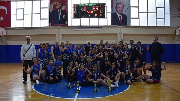 Bilecik'te Yıldız Kızlar Basketbolu Sonuçlandı