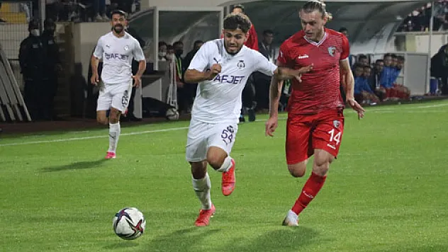 Bize 'birşeyler' oldu