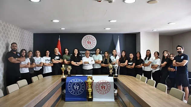 Bizim Gızlar 2. Ligde Mücadele Edecek