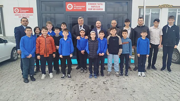 Bölge Birincisi Hafız Öğrenci Okulunda Ziyaret Edildi