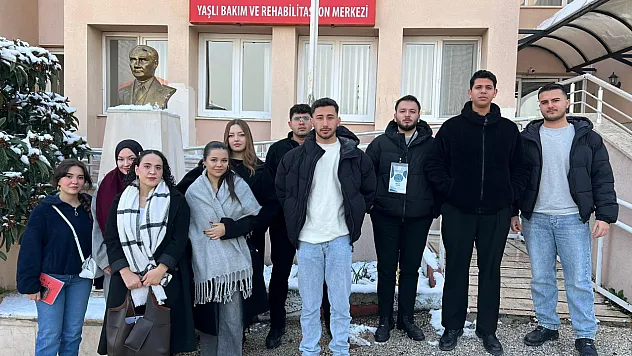 Bşeü Gençlik Ve İnovasyon Kulübü'nden Huzurevi Ziyareti