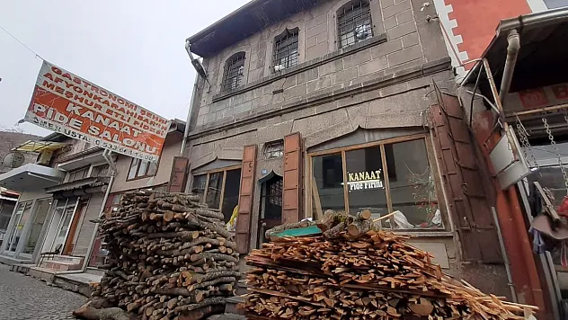 Bu fırında 1905'ten bu yana Ramazan pidesi pişiyor