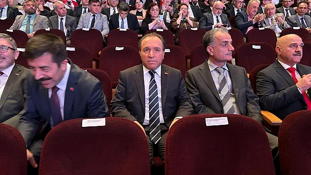 Bu Fuarda AKÜ Öğrencilerine Staj Ve Kariyer İmkânı Sunuluyor
