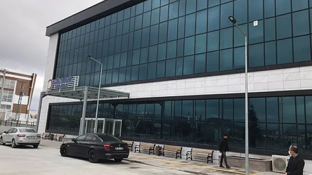 Bu muhteşem hastaneyi hayırsever aile yaptırdı