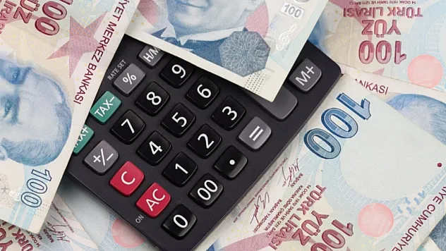 Çalışan Talep Ediyor, Yetkililer Umut Vermiyor… Asgari Ücret Ne Olacak?