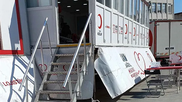 Çay'da kan bağışı duyarlılığı – Kocatepe Gazetesi