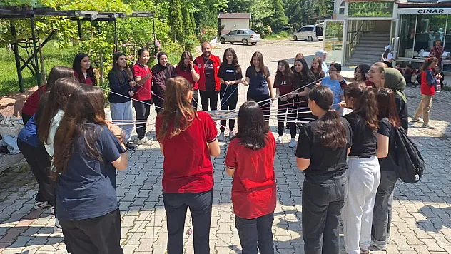 ÇEDES Yıl Sonu Şenliği Yapıldı