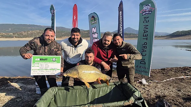 Çerkeşli Göleti'nde Sazan Yarışı