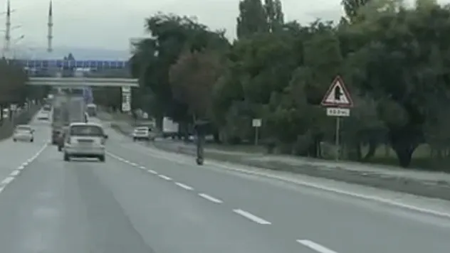 Çevreyolunda Yürekleri Ağza Getiren Scooter Yolculuğu