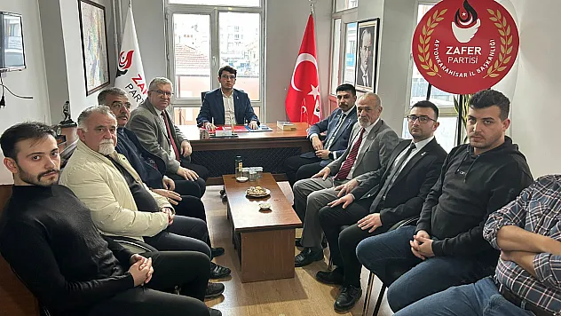 CHP'den Zafer'e Destek Ziyareti