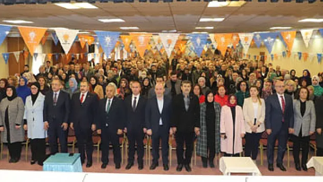 'CHP, FETÖ operasyonuyla eksen değiştirdi'