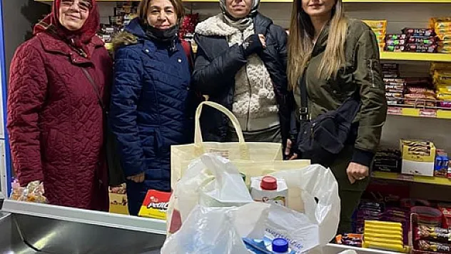 CHP kadın kolları yardım seferberliğinde