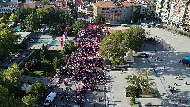 CHP'nin Mitinginde Kaç Kişi Vardı?