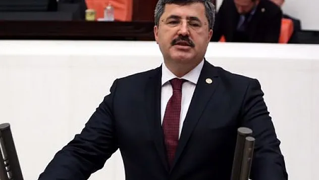 CHP'li Özgür Özel’e Meclis'te Ali Özkaya’dan Güney Belediyesi Dersi