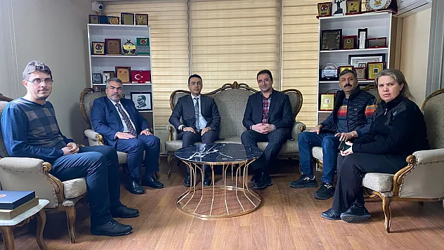 CİB Ve BİK Temsilcilerinden  Kocatepe Gazetesi'ne Ziyaret