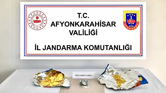Cips paketinden uyuşturucu çıktı