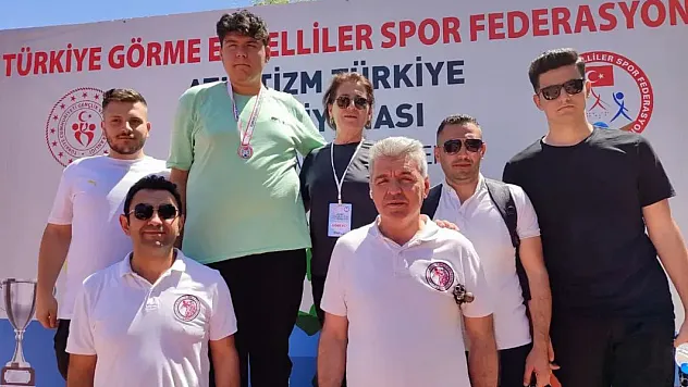 Ciritte Altın, Güllede Gümüş, Pistte Bronz! Afyonlu Sporcuların Gurur Tabloları