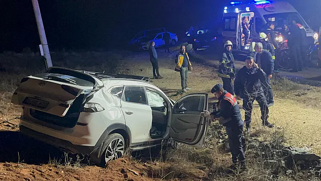 Çocuk Sürücünün Kullandığı Otomobil Şarampole Uçtu: 1 Ölü, 4 Yaralı