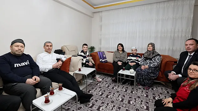Çok Güzel Hareketler Bunlar! Yeni Valimizden Jest Üstüne Jest