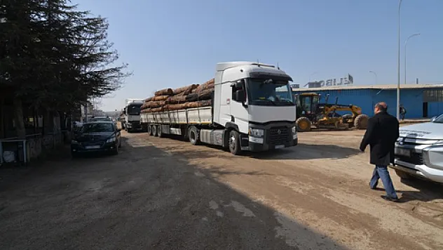 Çöl: Kantara girmeyen tırlar ilçemizden geçemeyecek