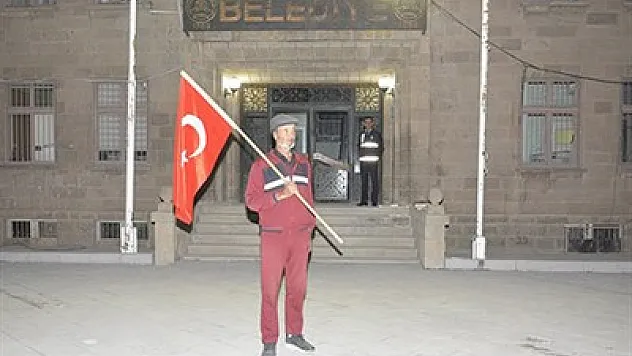 Cumhurbaşkanı Erdoğan'a destek için yürüyor
