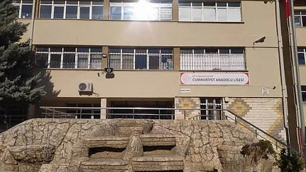 Cumhuriyet Anadolu Lisesi Mezunları Bu Pazar Buluşacak
