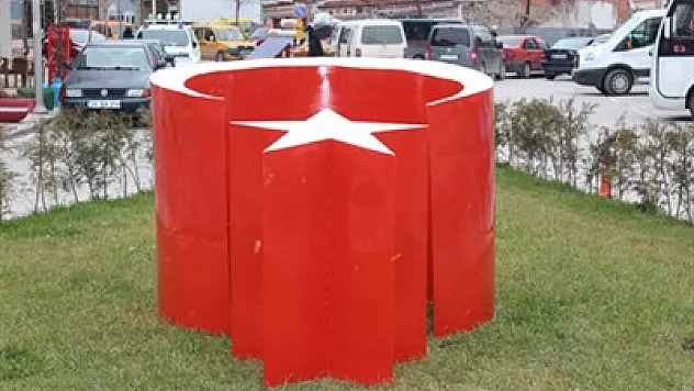 Cumhuriyet Meydanı'na yakıştı – Kocatepe Gazetesi