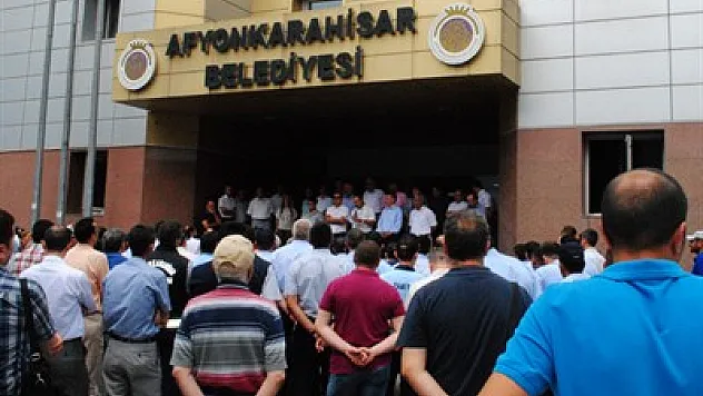 Darbeciler şiddetle cezalandırılmalı – Kocatepe Gazetesi