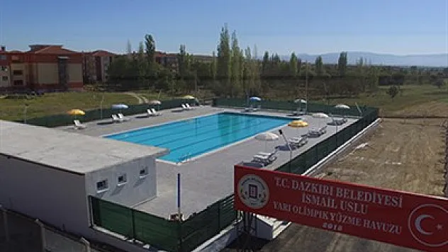 Dazkırı yüzme havuzu bugün açılıyor