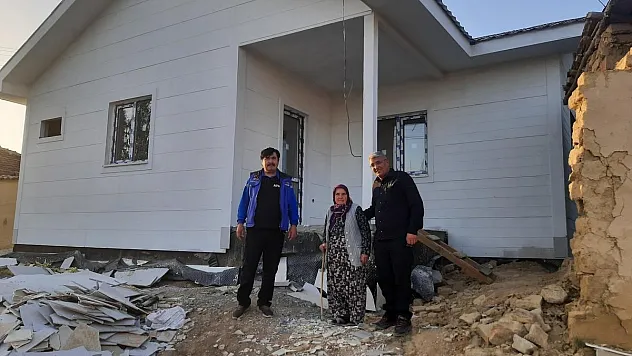 Dazkırı'da deprem konutları inşaatının 2. etabı sürüyor