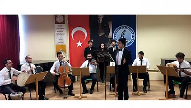 Dede Efendi'nin eseri gitarla icra edildi