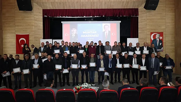 'Demokrasimizin Temeli Muhtarlarımızla Milletimiz İçin Sahadayız'