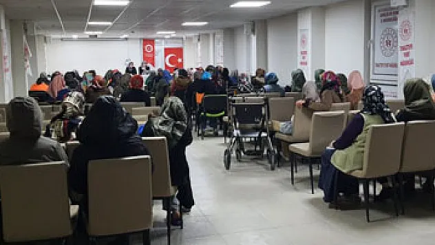 Depremde hayatını kaybedenler için hatim duası yapıldı