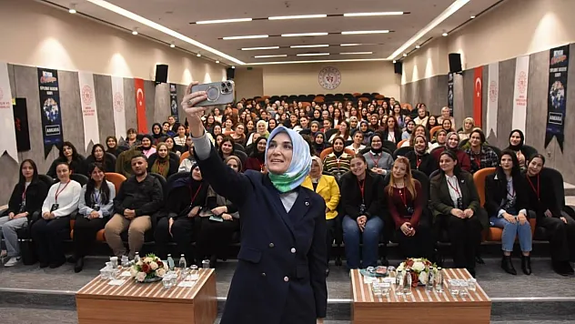 Devlet Ana, Geleceğin Vali Ve Kaymakamlarıyla Buluştu