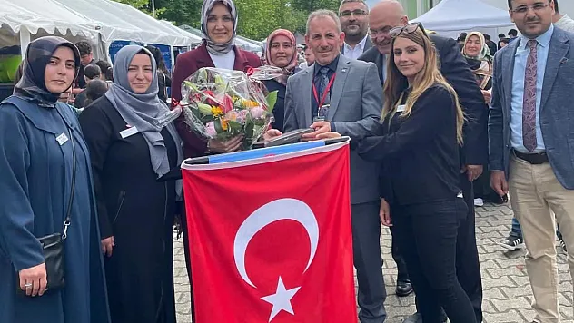 Devlet Ana'nın Hayrı Sınırları Aştı