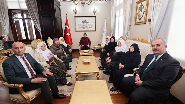 Devlet Ana Şehit Analarını Ağırladı