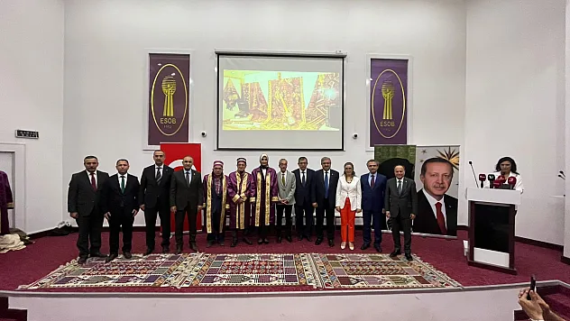 Devlet Ana'ya Ahilik Kaftanı