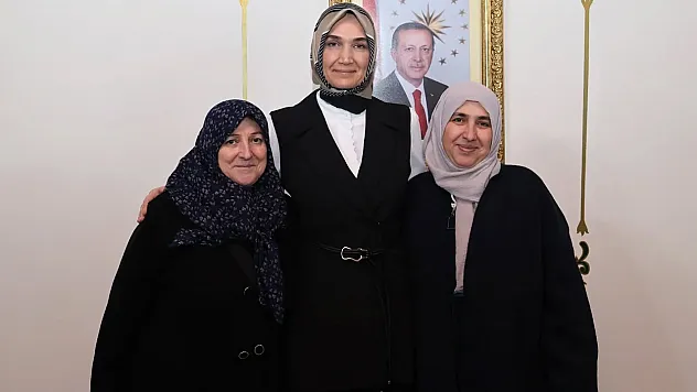 Devlet Ana'ya Fransa'dan Özel Ziyaret