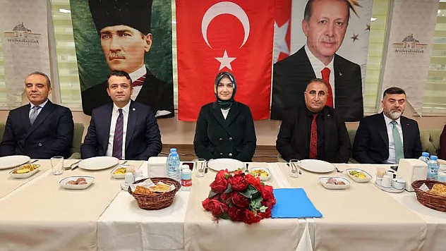 'Devletimiz Payidar, Milletimiz Bahtiyar Olsun'