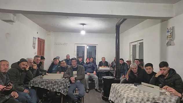 Dinar'da Çiftçilere Kooperatifçilik Anlatıldı